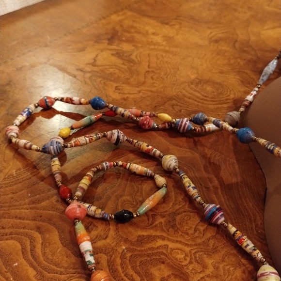 SAVE: Bohemian Multicolored Beaded Necklace - Picture 5 of 7
